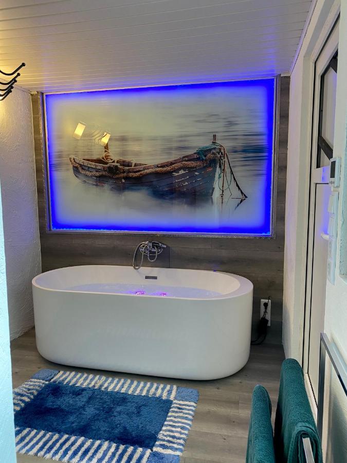 Das Nest, Opional Mit Sauna Und Whirlpool Dahlem  Luaran gambar